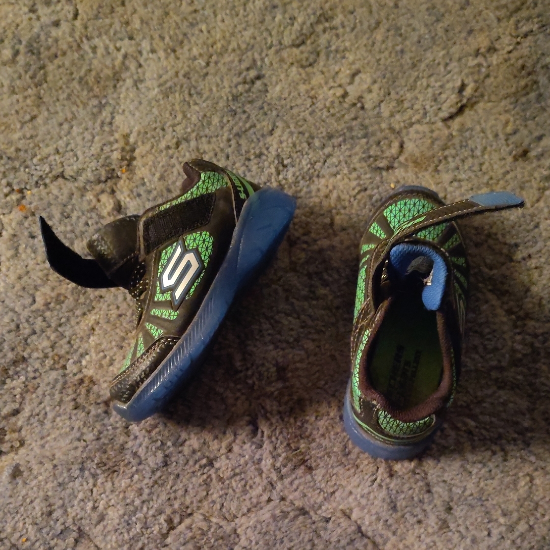 Skechers Kids Sneakers Light Up In Green And Blue Toddler Size 8